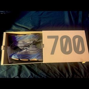 Yeezy Boost 700 V2 ‘Geode’